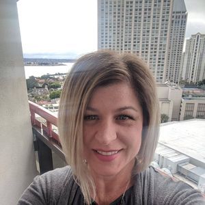 Meet your Posher, Jennifer